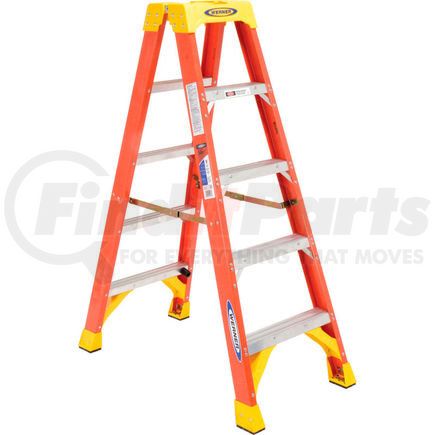 T6205 by WERNER - Werner 5' Dual Access Fiberglass Step Ladder 300 lb. Cap - T6205