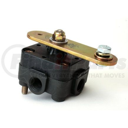 Velvac 034114 Height Control Valve, Standard Chassis Leveling Valve Used with Volvo/Mack Chassis, 1/4" NPT Ports