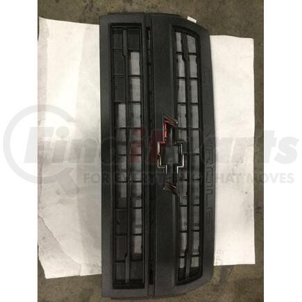 GMC -B CHEVROLET GRILLE ASSEMBLY WITH BUG SCREEN, MOLDED IN COLOR (ANTHRACITE 598-F) (New Blemished)