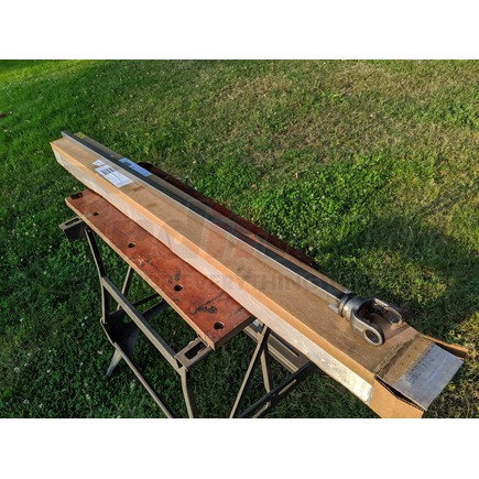 Neapco 65-0651 Yoke and Shaft Asmbly