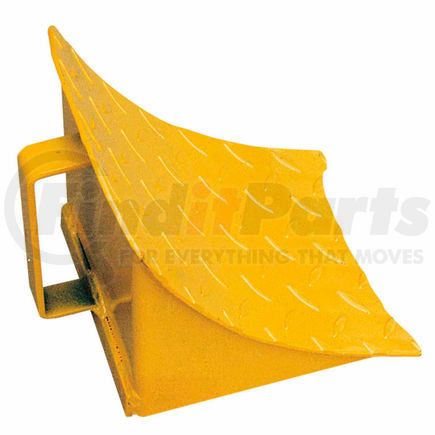 Global Industrial FAB-8 Global Industrial&#8482; Steel Wheel & Tire Chock 7-1/2"L x 7-1/2"W x 8-1/2"H