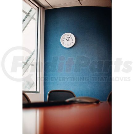 Global Industrial 695323 Global Industrial&#8482; White Wall Clock 12" - Plastic